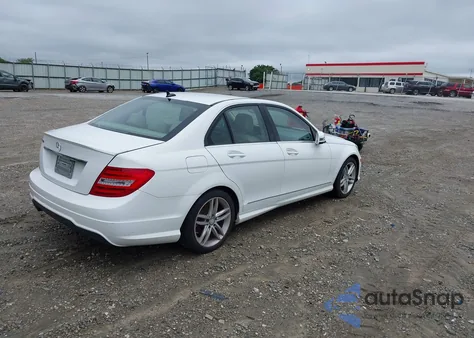 2014 Mercedes-Benz C 250 Luxury/Sport from USA, damaged, VIN WDDGF4HB0ER312905